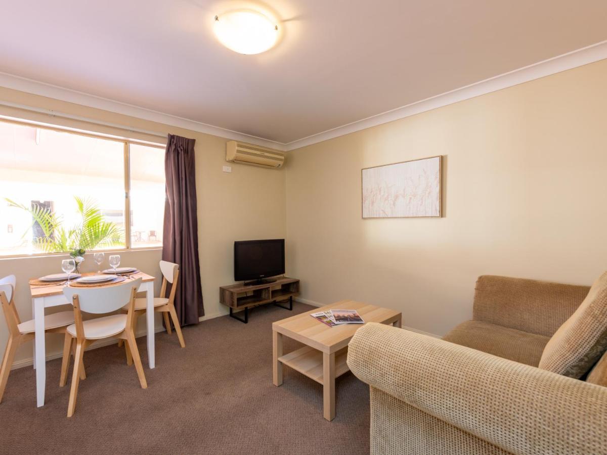 Villa Nova Motel Toowoomba Esterno foto