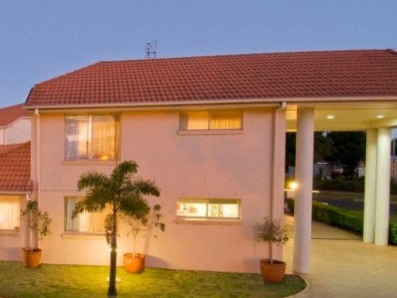 Villa Nova Motel Toowoomba Esterno foto