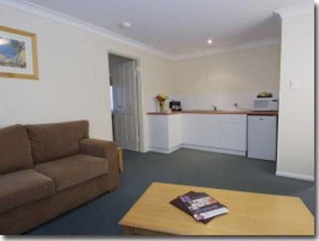 Villa Nova Motel Toowoomba Esterno foto